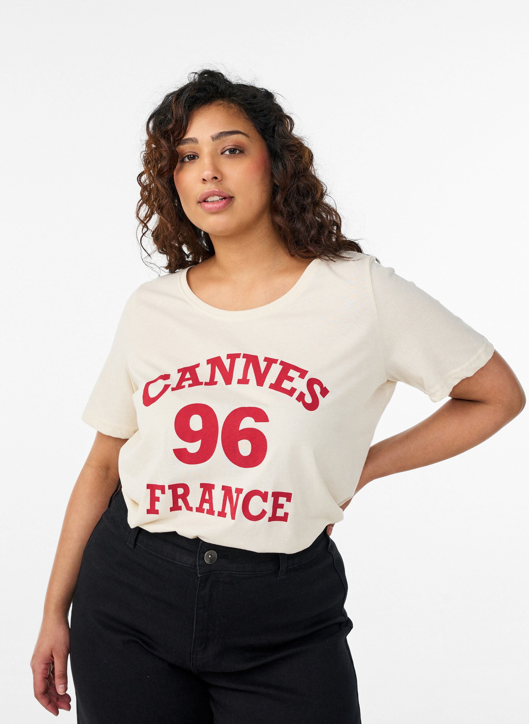 T-shirt imprim&eacute;, Vanille, Model