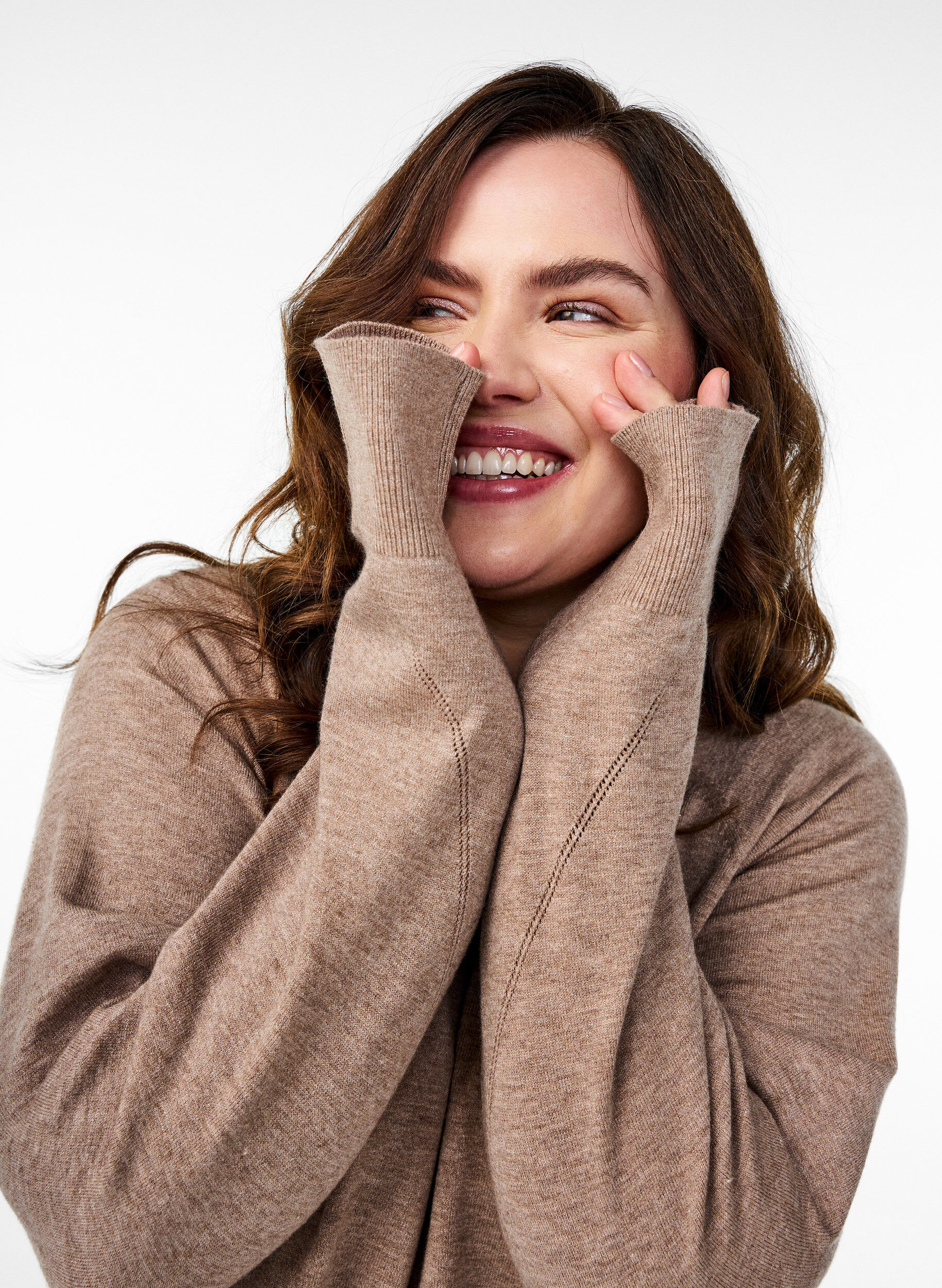 Zizzi Chemisier en tricot avec col rond et motif tricot, Marron, Image image number 0