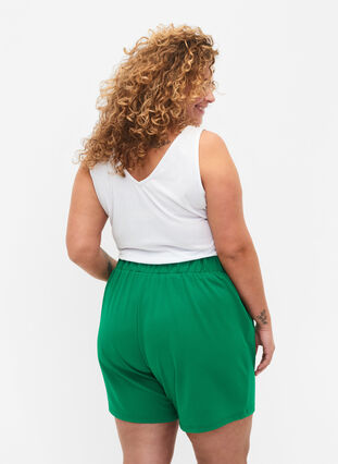 Korte broek met zakken en losse pasvorm, Jolly Green, Model image number 1