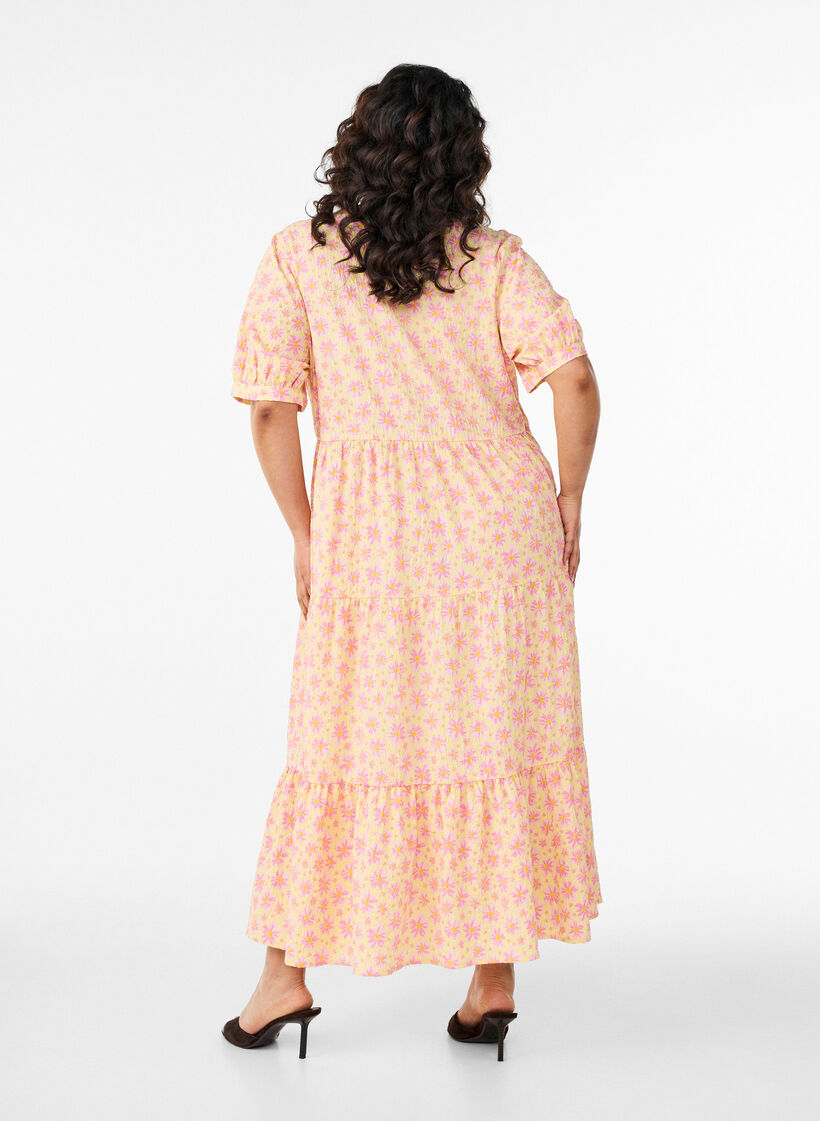 Robe longueur cheville &agrave; manches courtes avec volants &eacute;tag&eacute;s, Jaune, Model image number 1