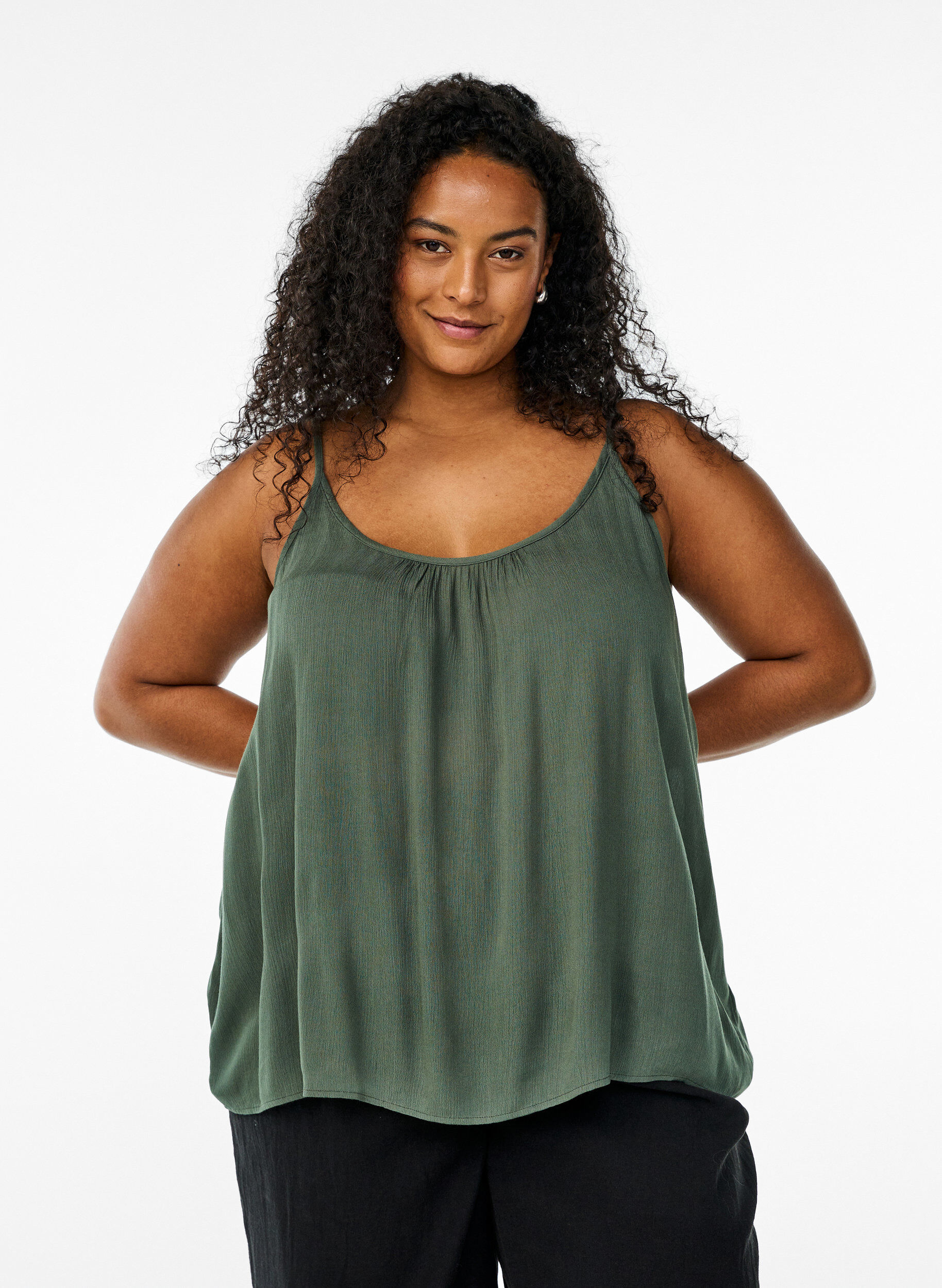 Top &agrave; bretelles en viscose, Vert, Model