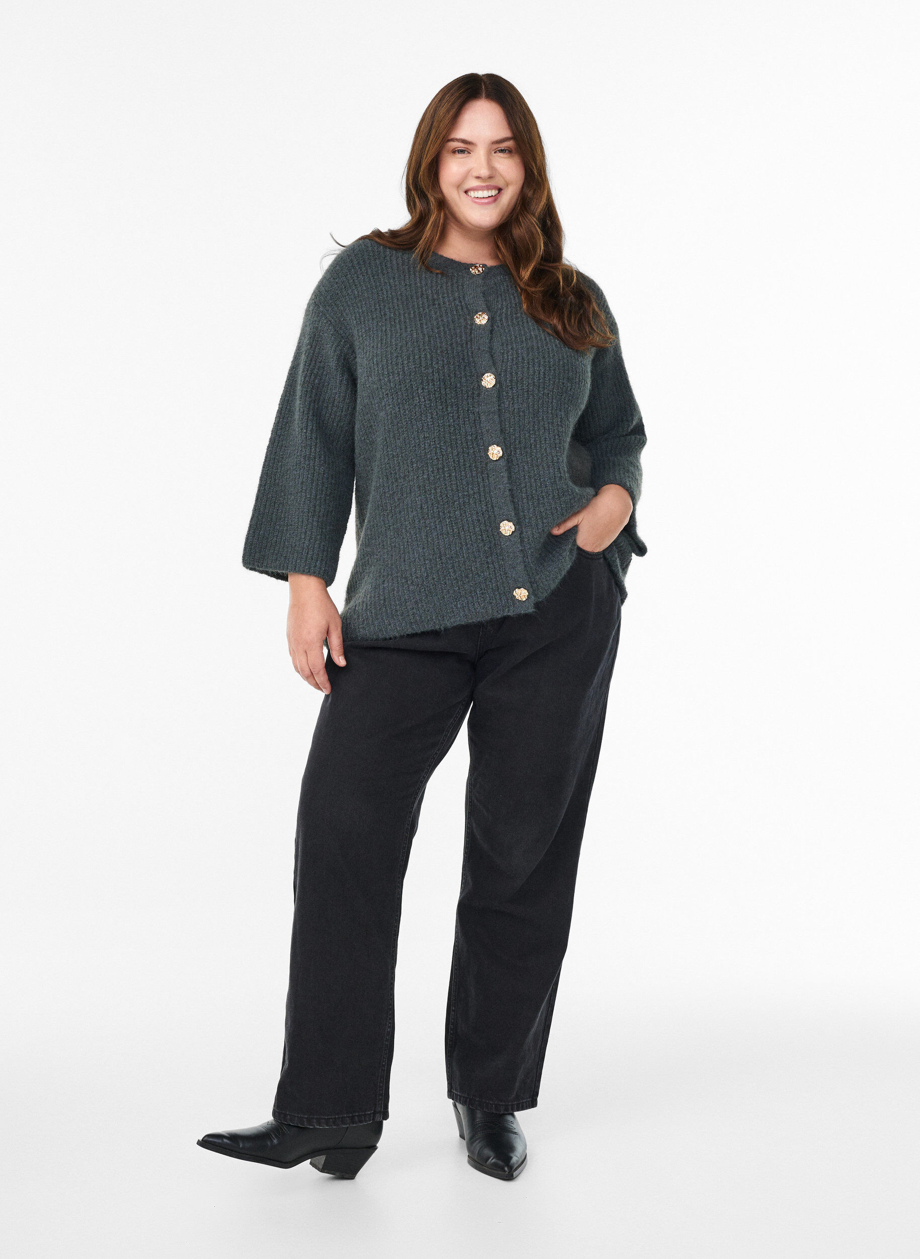 ZizziKorte cardigan met 3/4-mouwen en gouden textuur knopen, Groen, Model image number 1