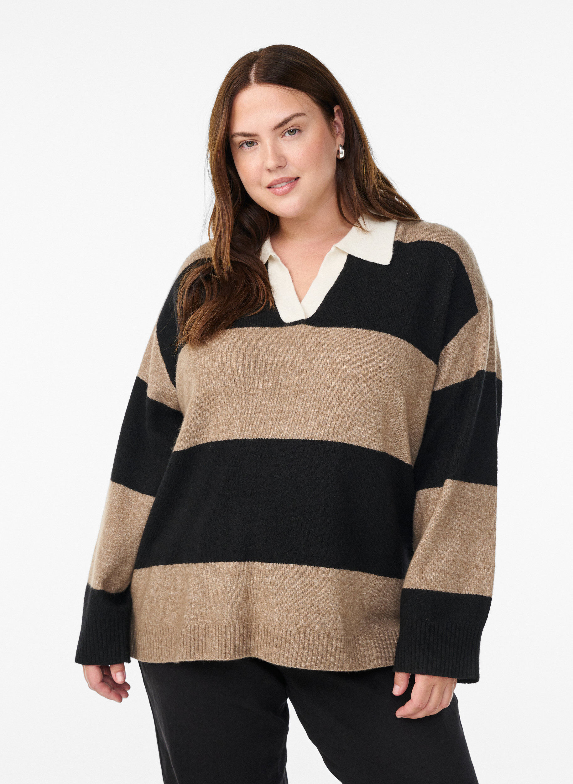 Gebreide blouse met kraag en V-hals, Zwart, Model