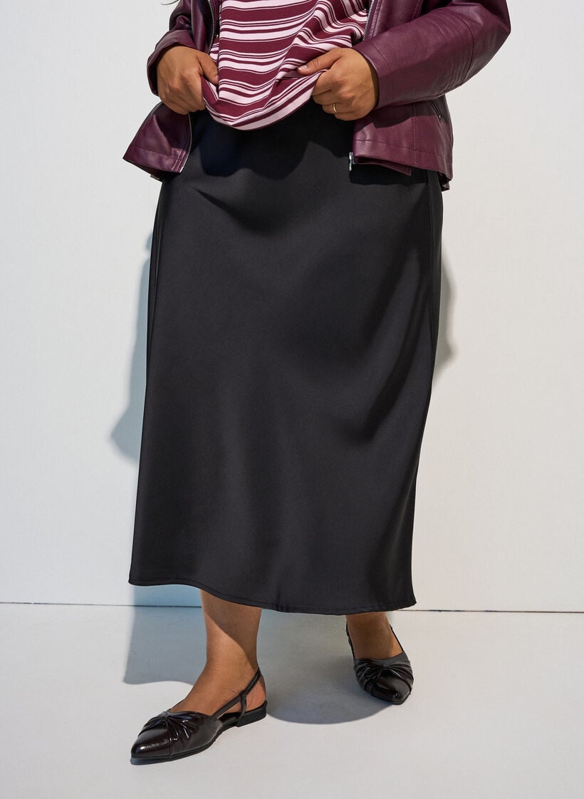 Satijnen midi rok, Zwart, Model image number 3