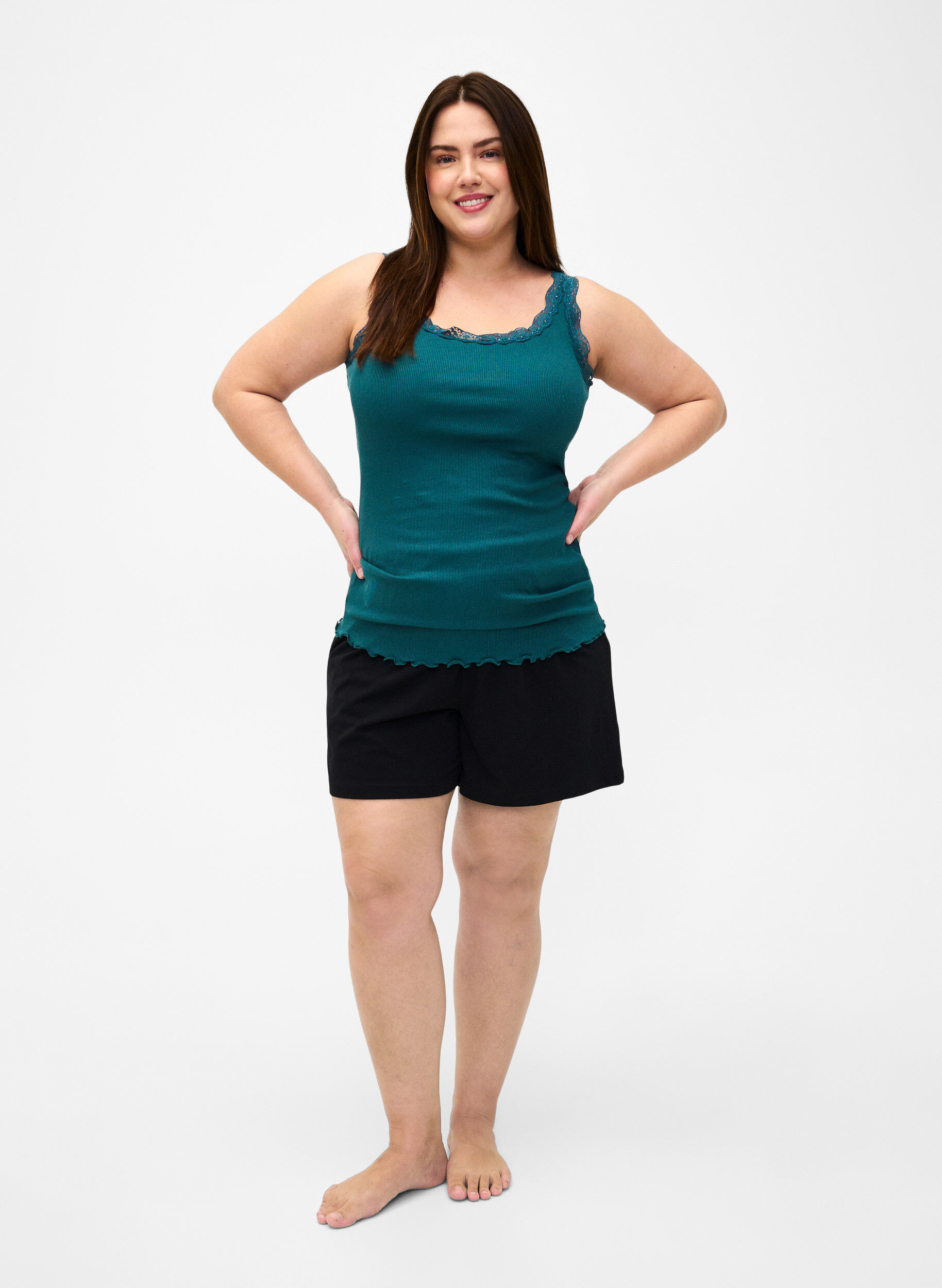 ZizziHaut &agrave; dentelle, Vert, Model image number 1