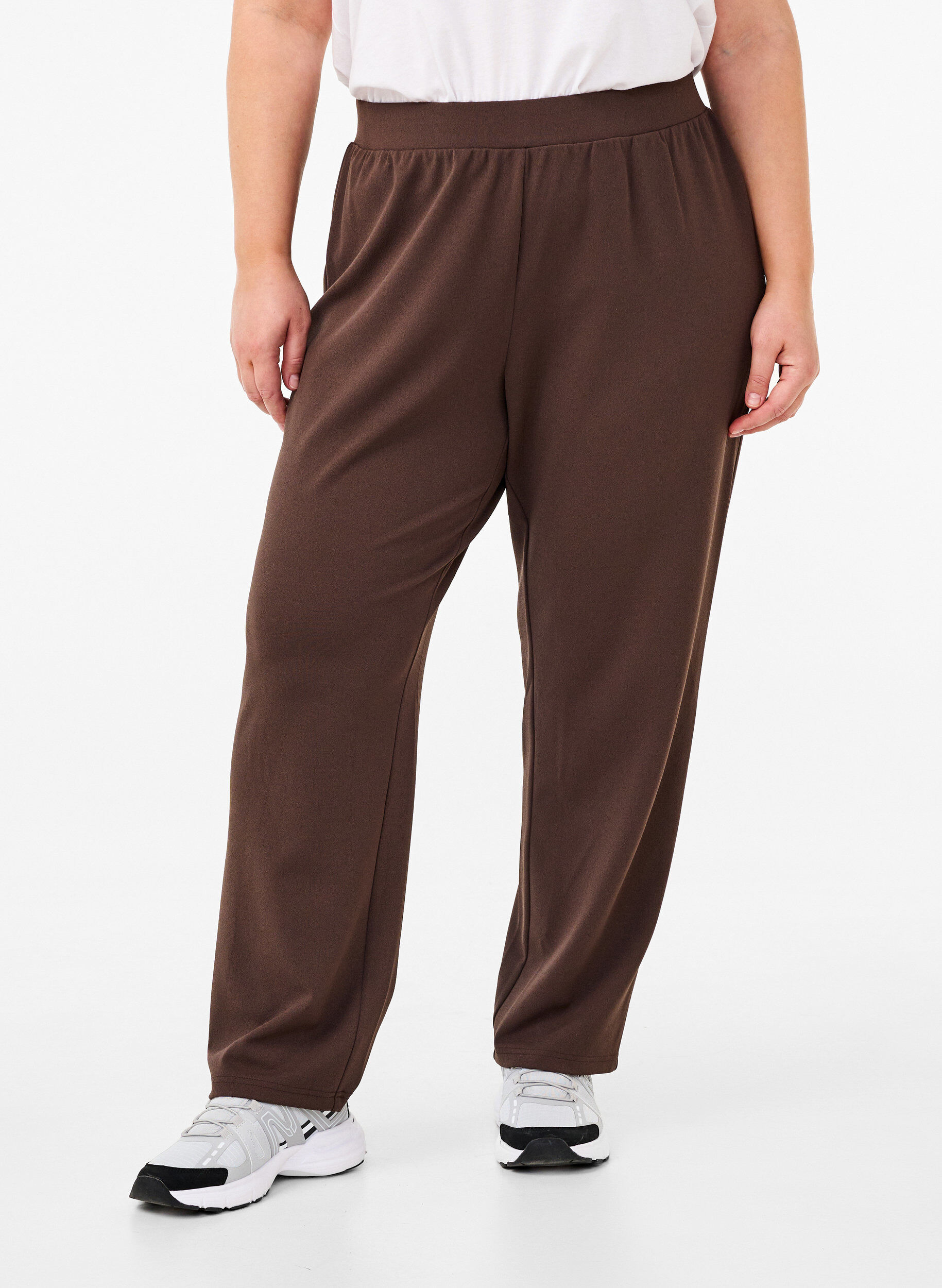 ZizziPantalon &agrave; coupe droite, Marron, Model image number 2