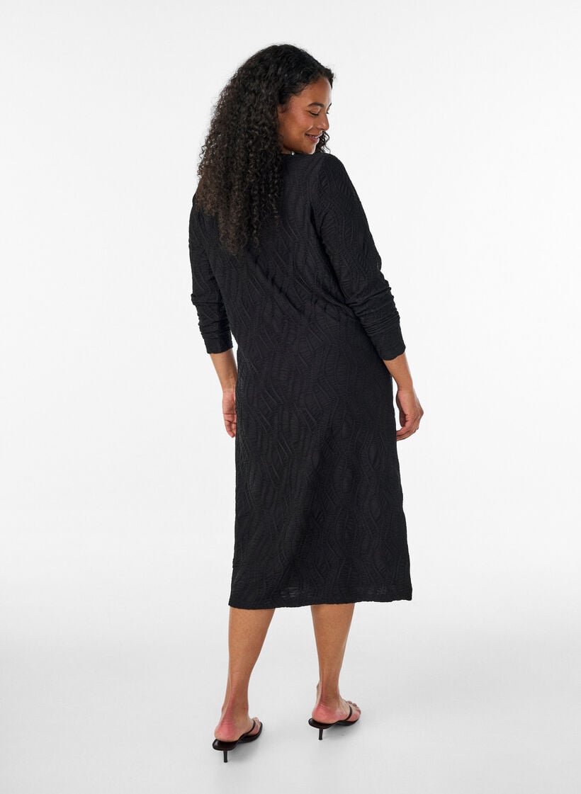 Robe midi &agrave; texture ondul&eacute;e et manches longues, Noir, Model image number 1