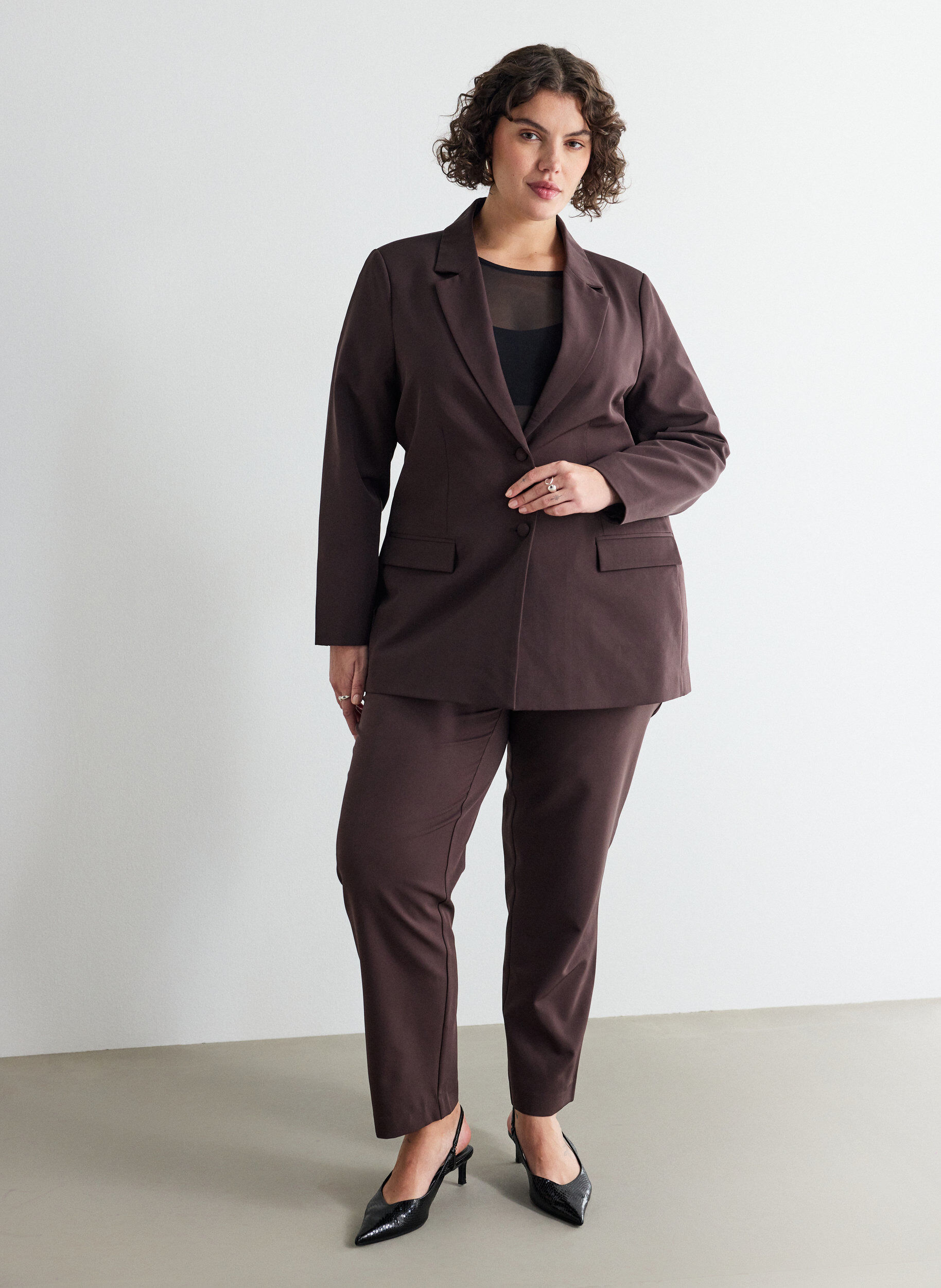 ZizziKlassieke blazer met knoopsluiting, Bruin, Model image number 1