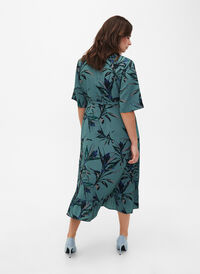 Robe cache-cœur imprimée à manches courtes, Sea Pine Leaf AOP, Model