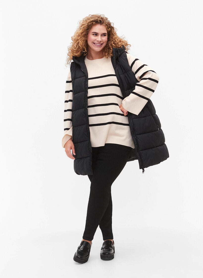 Veste longue avec capuche et poches, Noir, Model image number 1