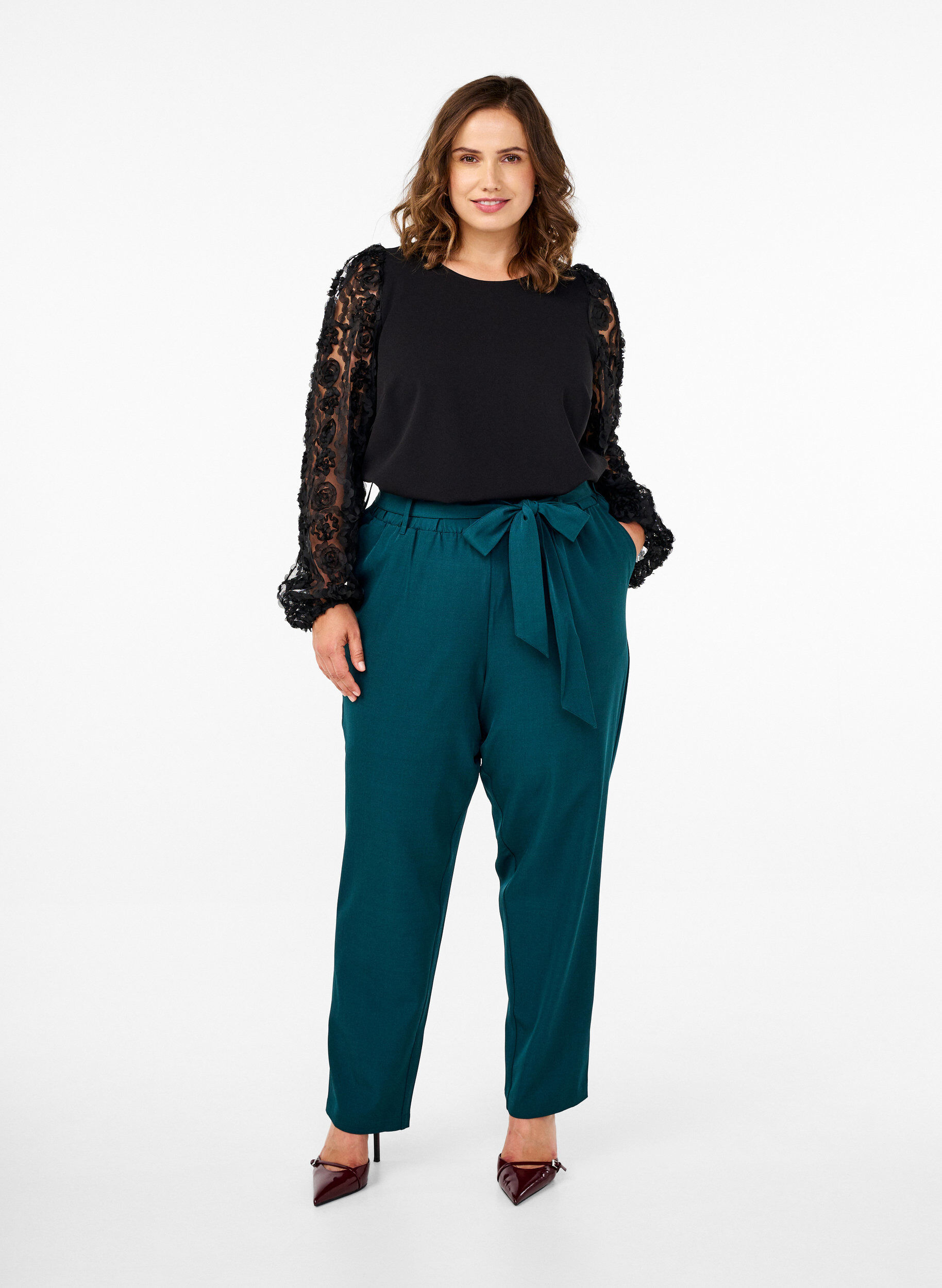 ZizziHigh-waist broek met ruches en een strikriem, Sea Moss Melange, Model image number 0