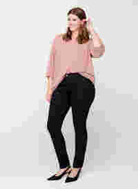 Sanna-jeans, Black, Model