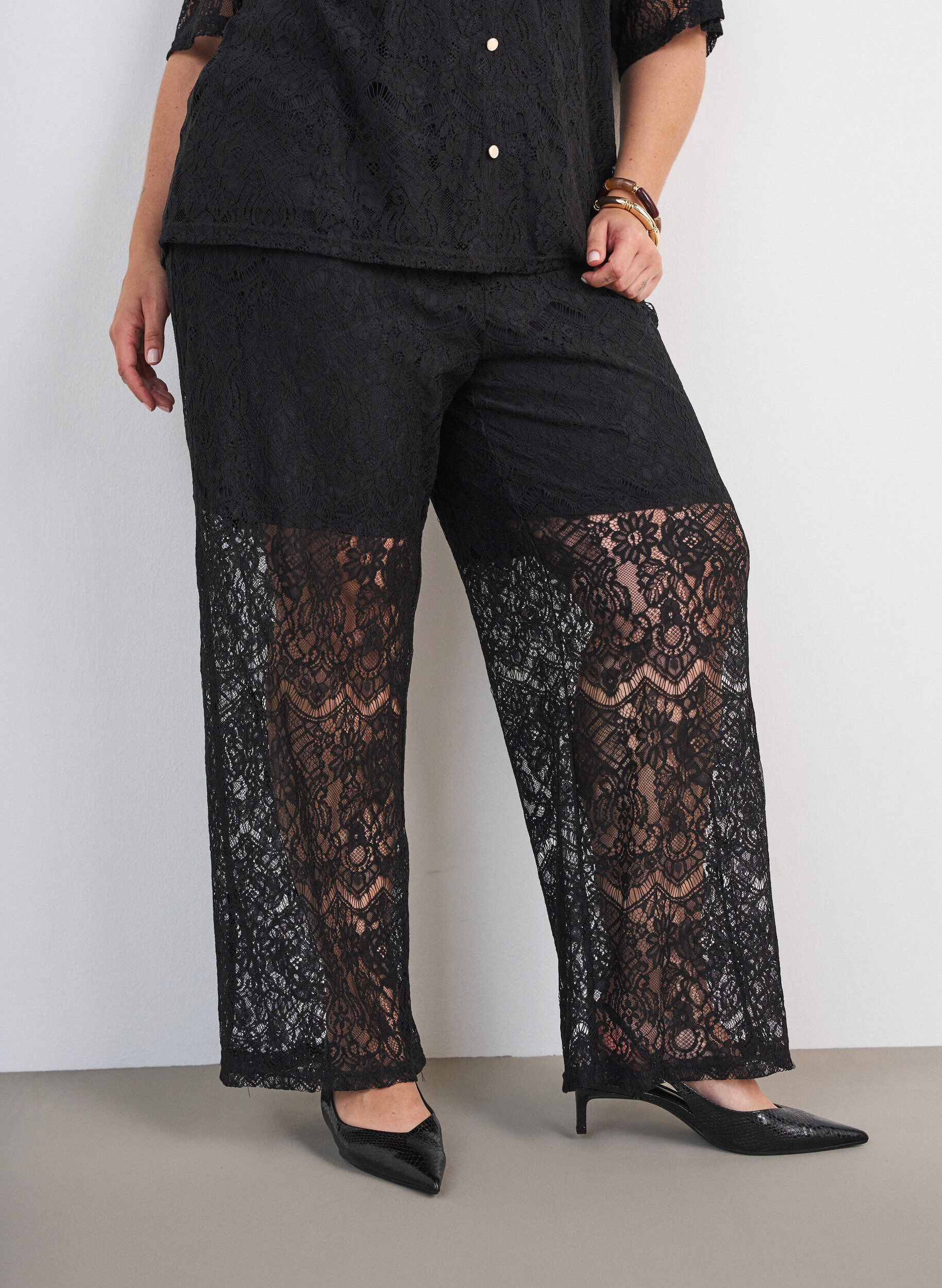 ZizziKanten broek met rechte pijpen en een binnenbroekje, Zwart, Model image number 2