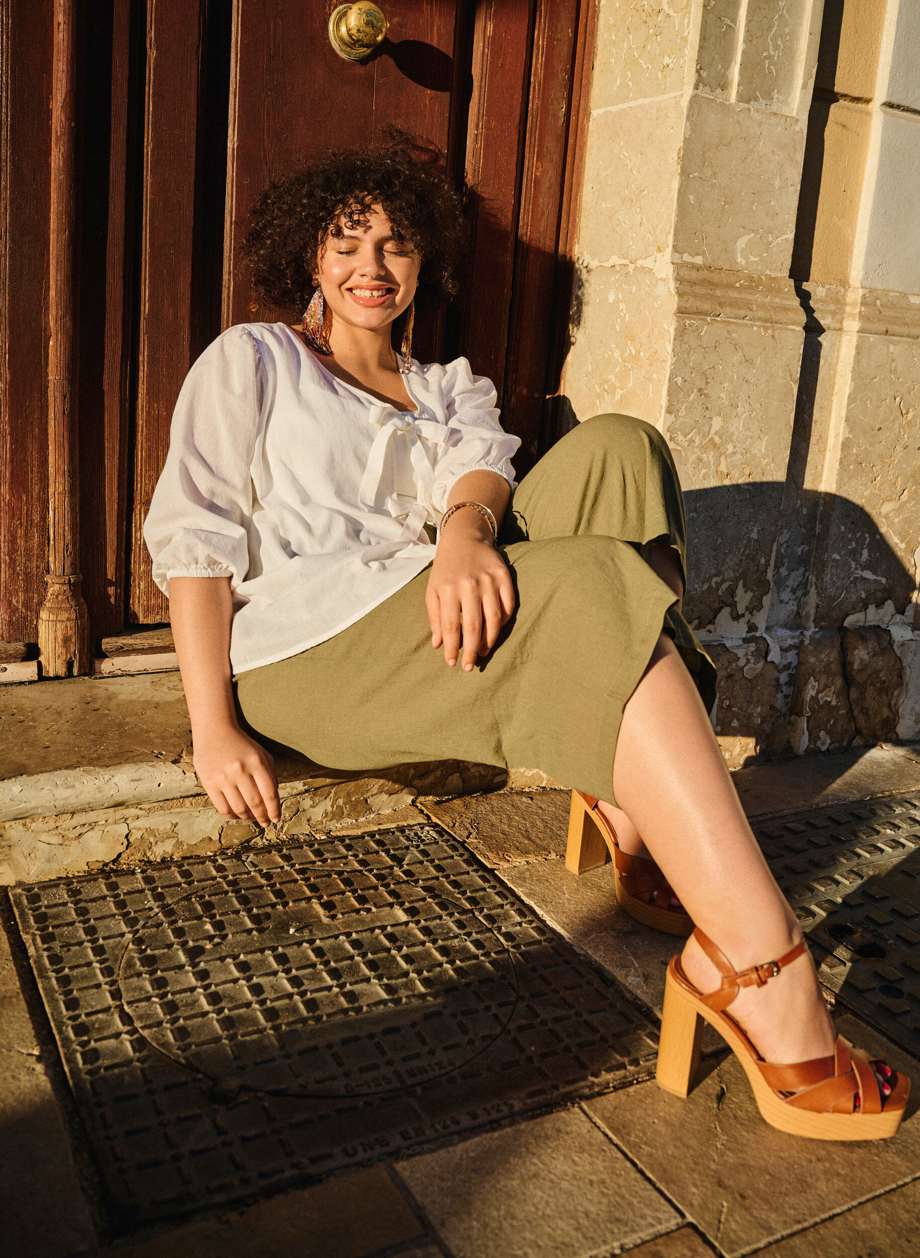 Zizzi Pantalon 7/8 en coton et lin m&eacute;lang&eacute;s, Deep Lichen Green, Image image number 0