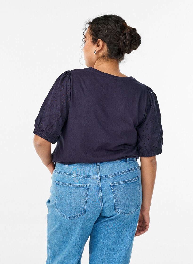 T-shirt avec des manches en broderie anglaise, Bleu, Model image number 2