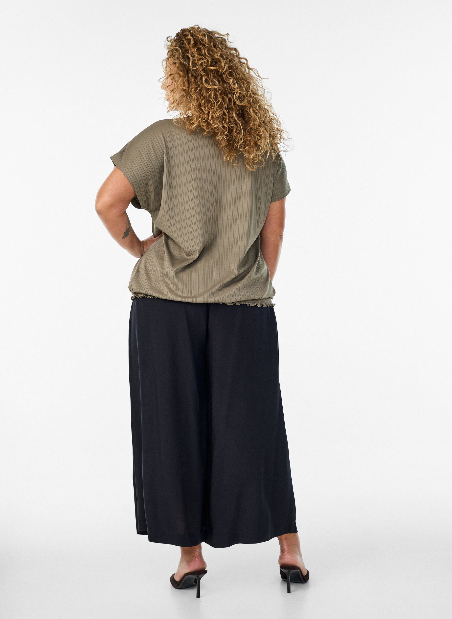 ZizziCulotte in viscose met een high waist en wijde pijpen, Zwart, Model image number 1