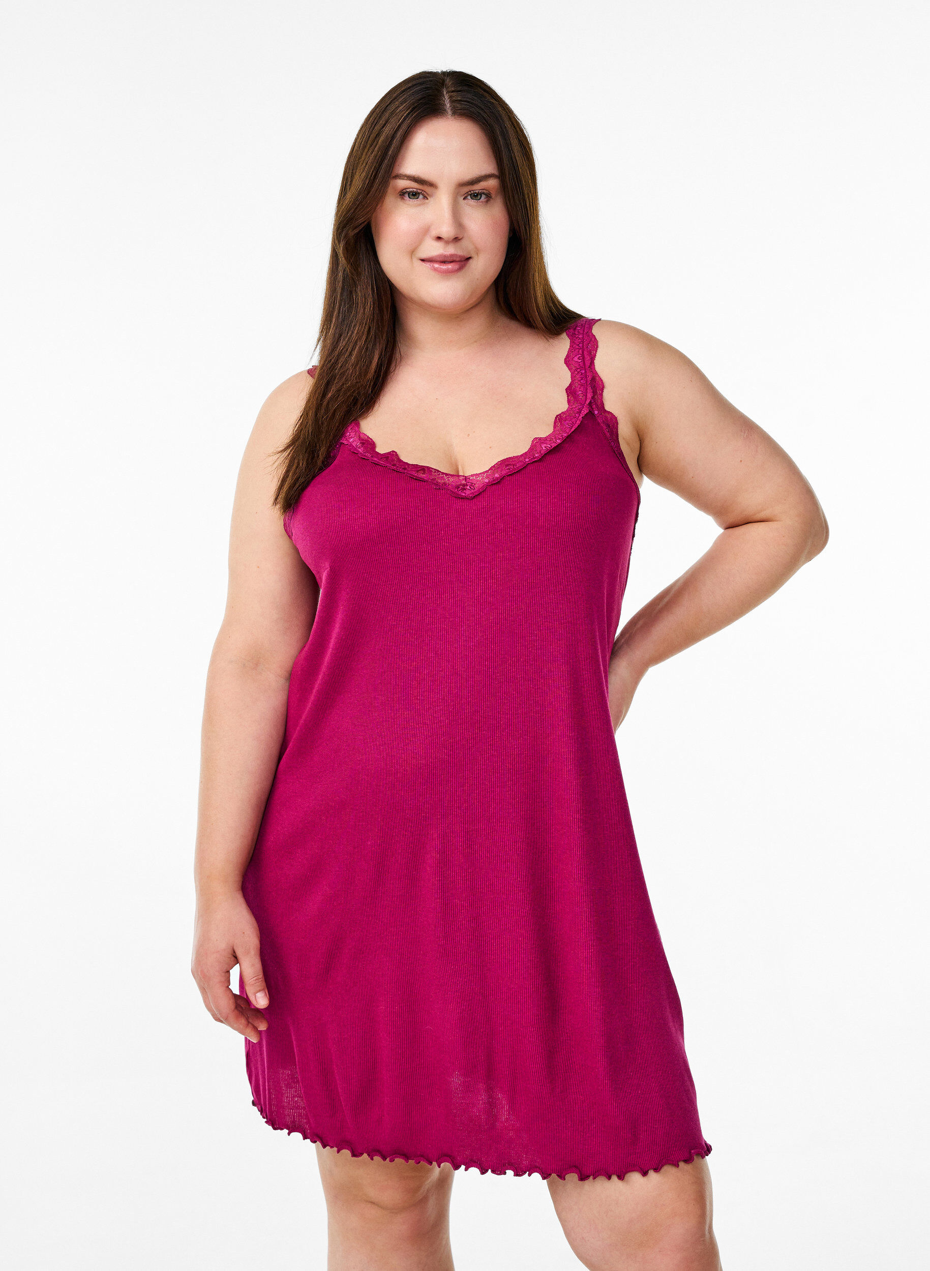 Zizzi Chemise de nuit avec ourlet en dentelle, Violet, Model image number 0