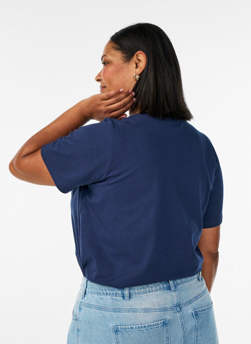 T-shirt en coton biologique avec broderie ajour&eacute;e, Bleu, Model image number 2