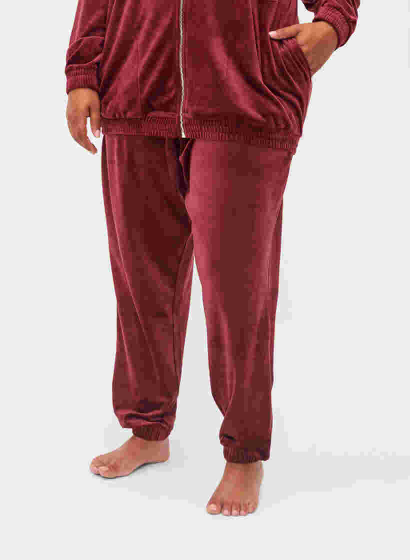 Pantalon confort, Cabernet, Model image number 2