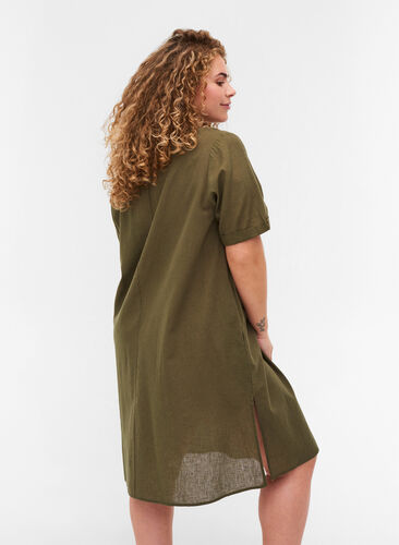 Robe à manches courtes en coton mélangé avec du lin, Ivy Green, Model image number 1