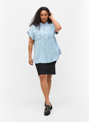 Chemise à manches courtes avec poches de poitrine, Light blue denim, Model image number 2