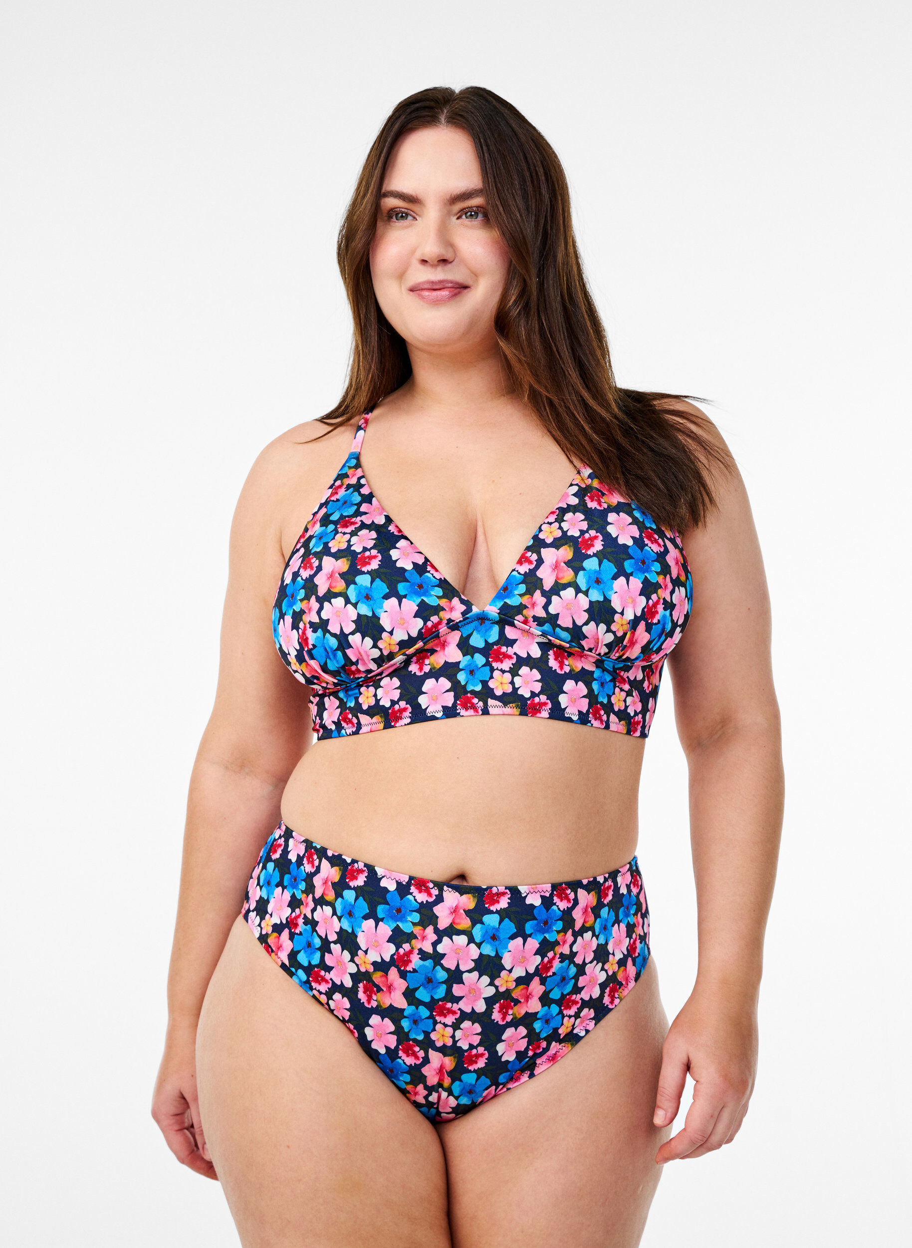ZizziBloemenbikini top met striksluiting aan de achterkant, Rood, Model image number 1