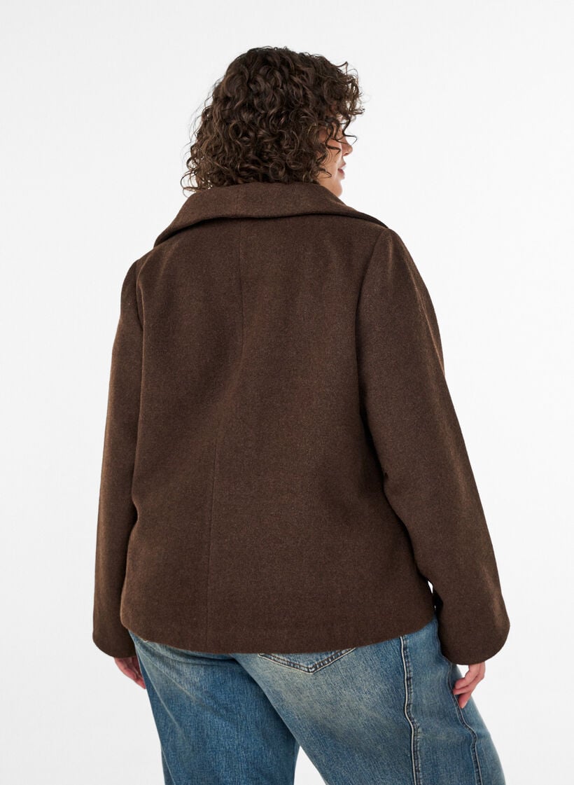 Korte jas met asymmetrische knoopsluiting, Bruin, Model image number 2
