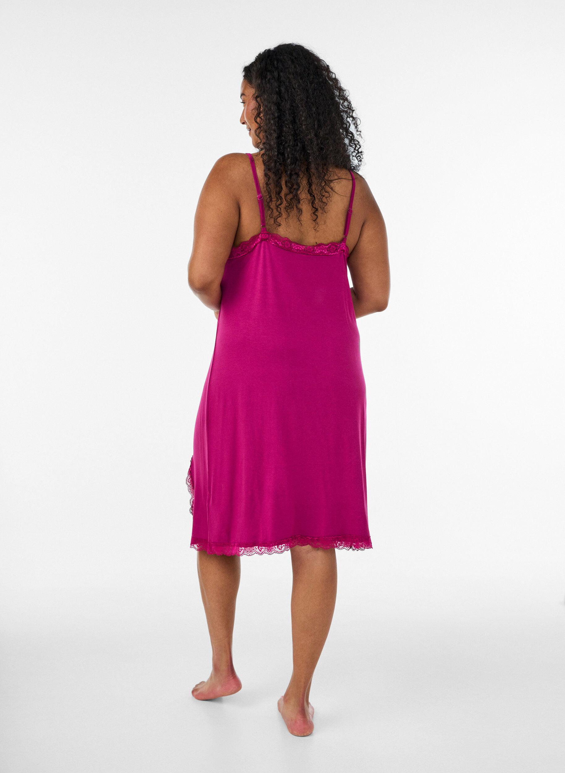 ZizziNuisette en viscose avec dentelle et fentes, Bordeaux, Model image number 1
