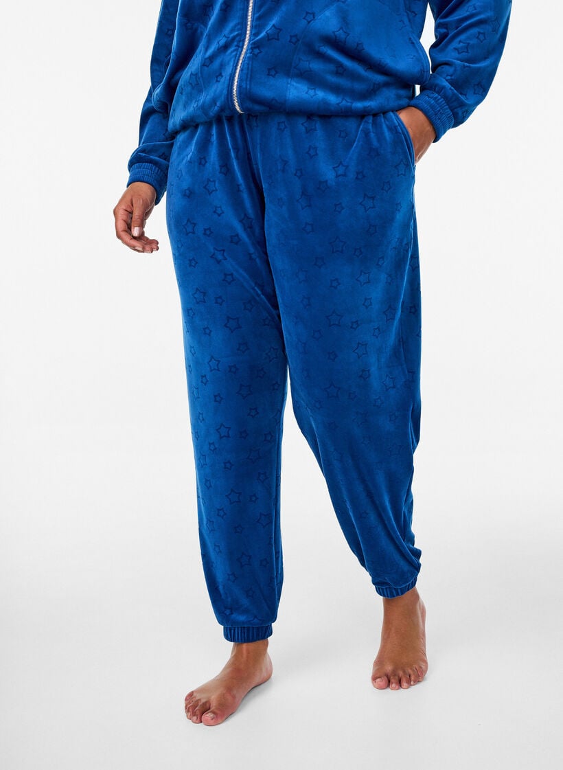 Pantalon en velours avec motif gaufré, Bleu, Model image number 2