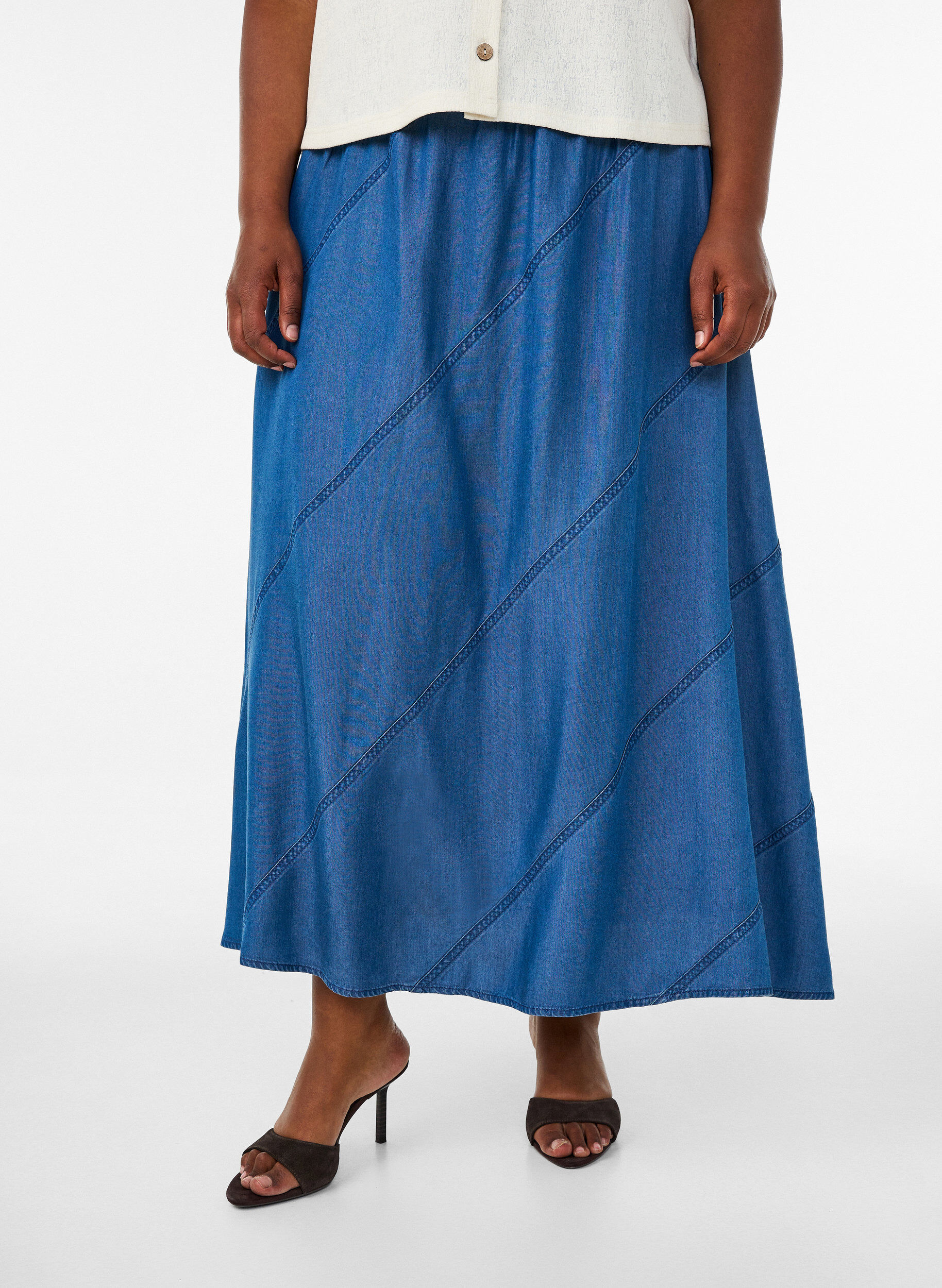 ZizziDenimlook maxirok in TENCEL&trade; Lyocell, Blauw, Model image number 2