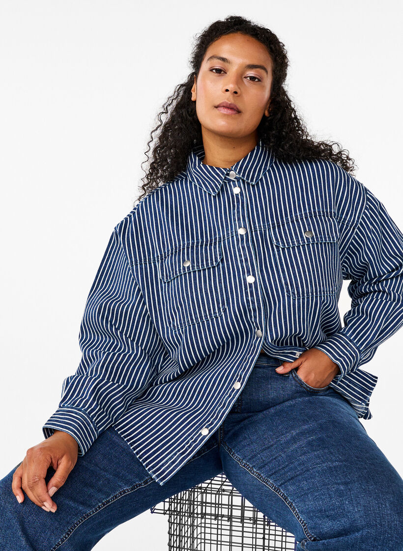 Effen denim overhemd met borstzakken, Blue Denim Stripe, Model image number 2