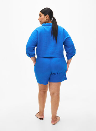 Katoenen mousseline korte broek met zakken, Victoria blue, Model image number 1
