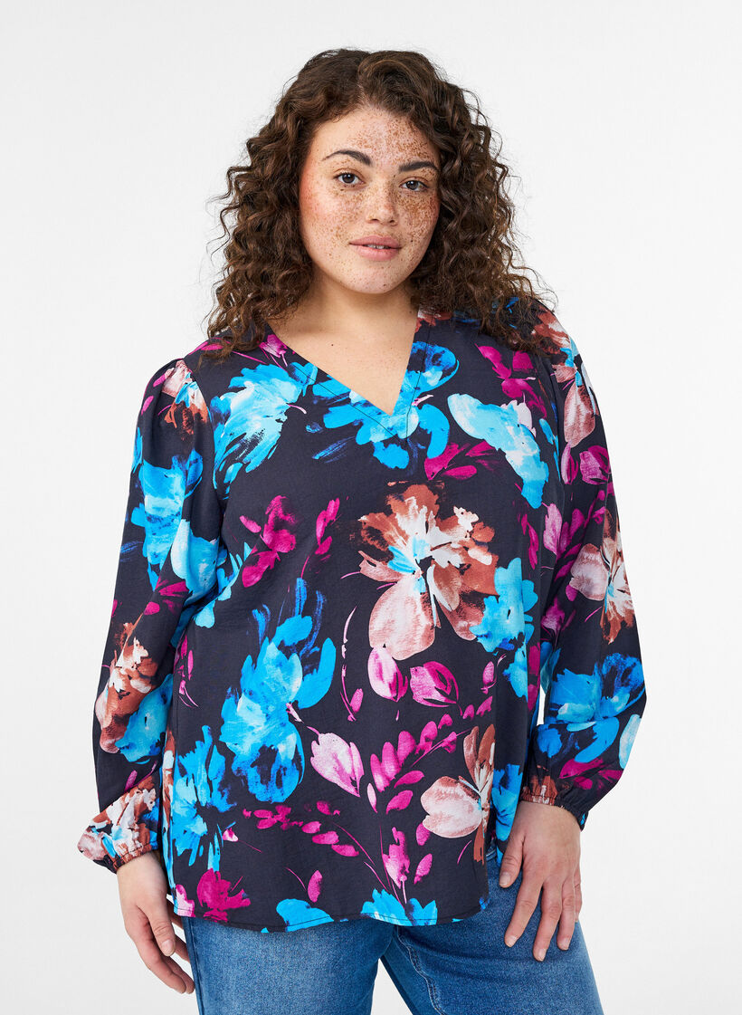 Blouse en viscose avec imprim&eacute; floral et manches longues, Noir, Model image number 0
