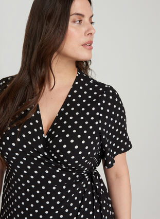 Robe portefeuille manches courtes, Black w White Dot, Model image number 2