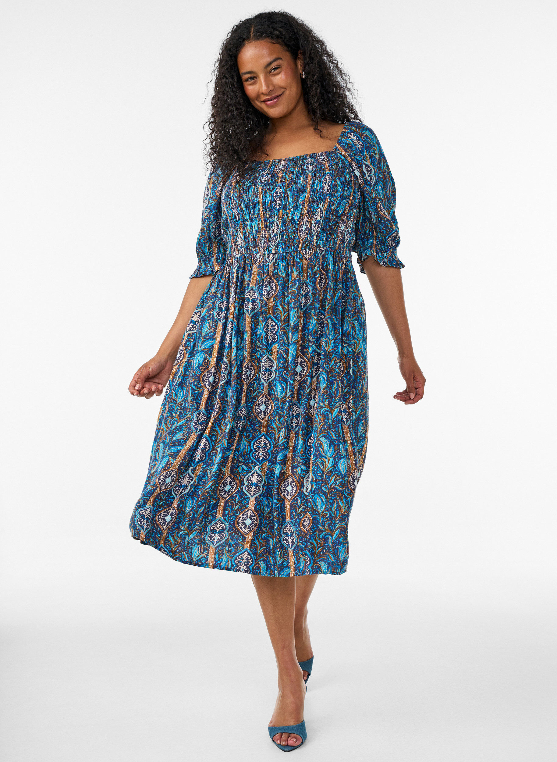 ZizziRobe d'&eacute;t&eacute; en viscose &agrave; imprim&eacute; paisley, Bleu, Model image number 0