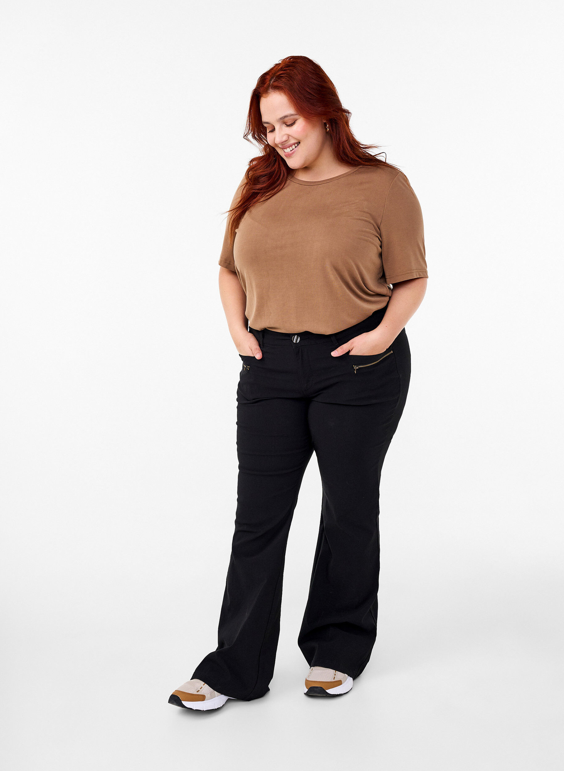 ZizziT-shirt van Tencel &trade; Modal met ronde hals, Bruin, Model image number 1