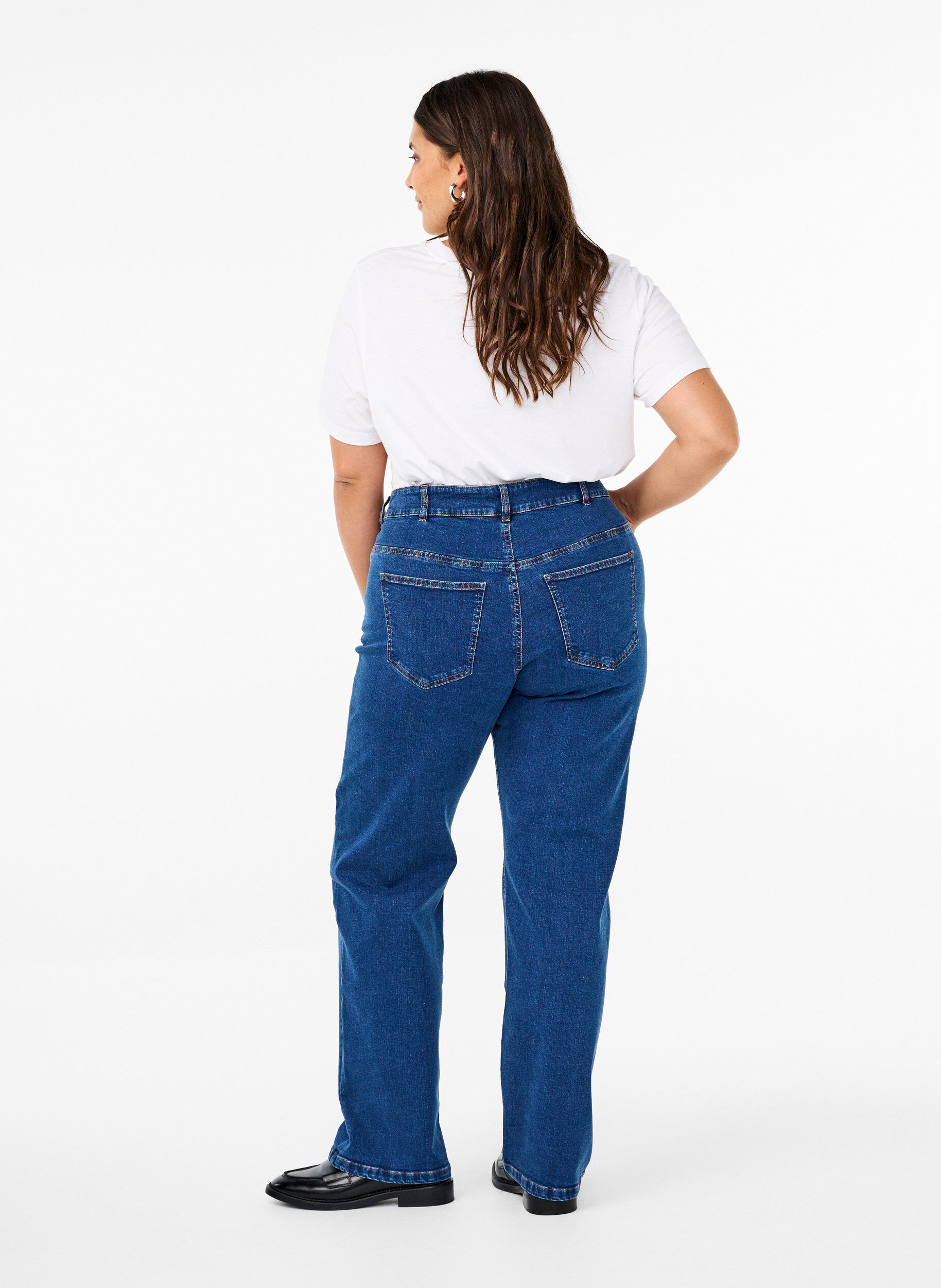 Zizzi Gemma-jeans met hoge taille en rechte pasvorm, Blauw, Model image number 1