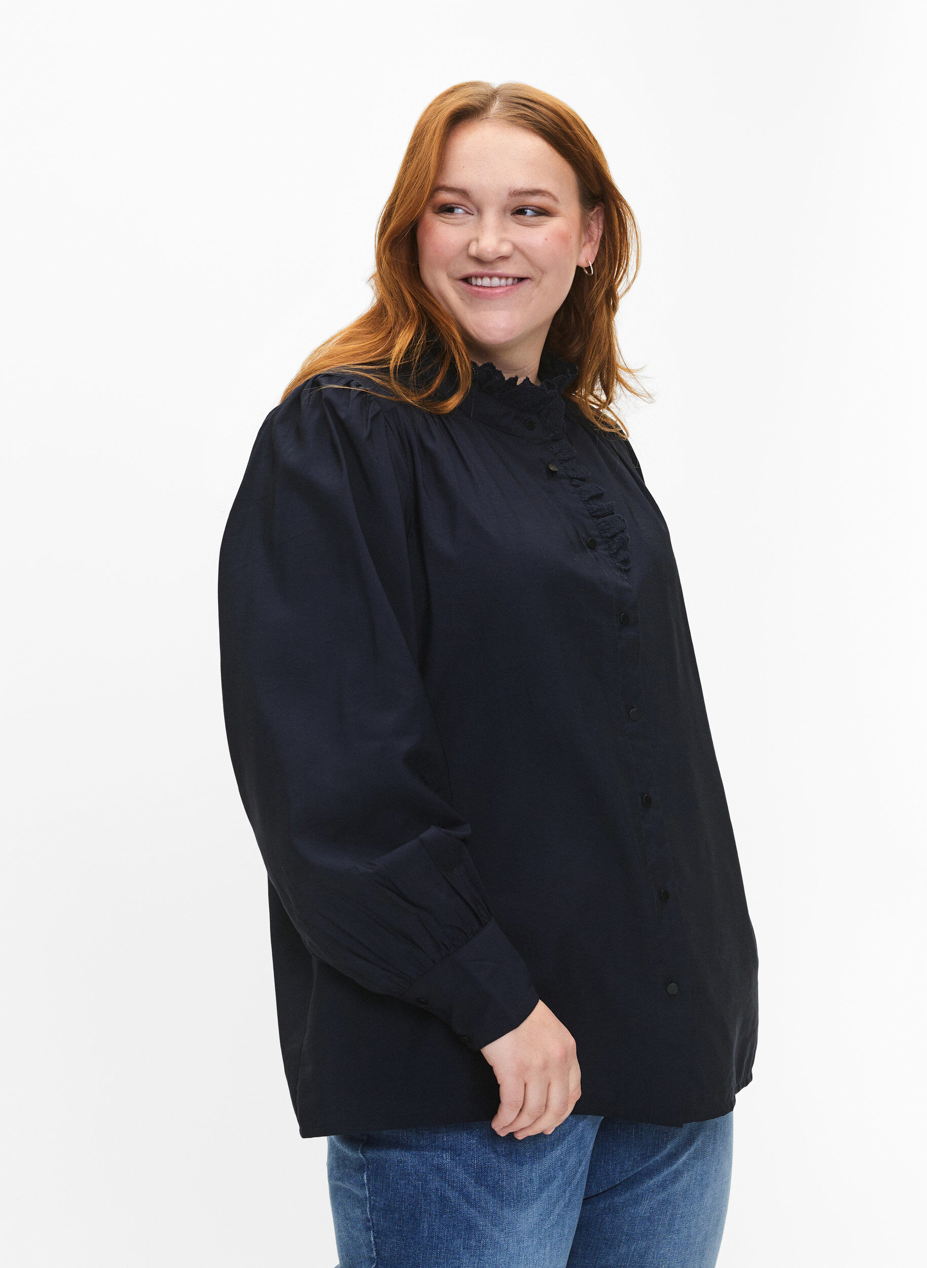 Zizzi chemisier en viscose &agrave; volants, Sky Captain, Model image number 0