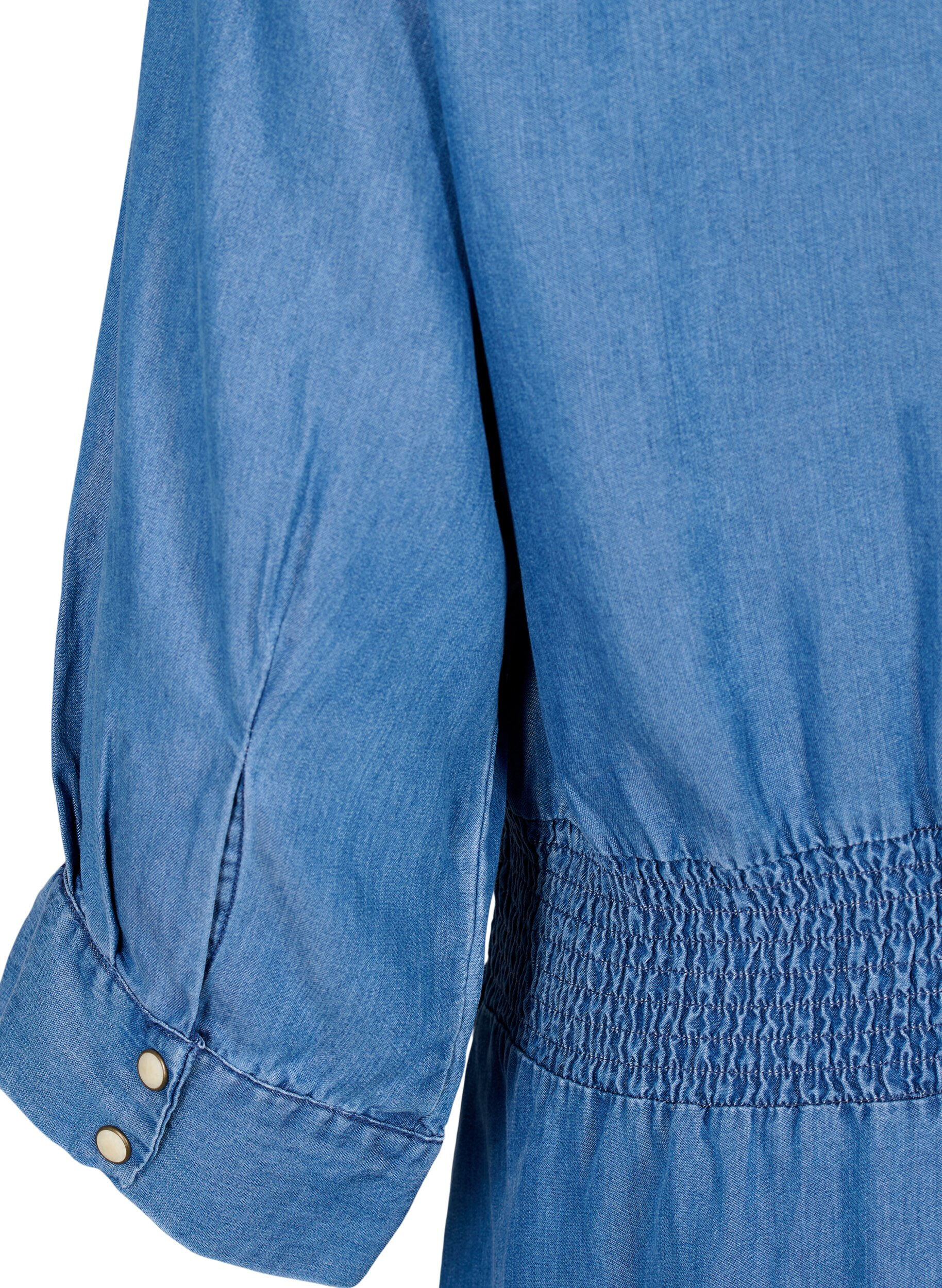 ZizziZachte denim jurk met 3/4 mouwen en smock, Blue denim, Packshot image number 3