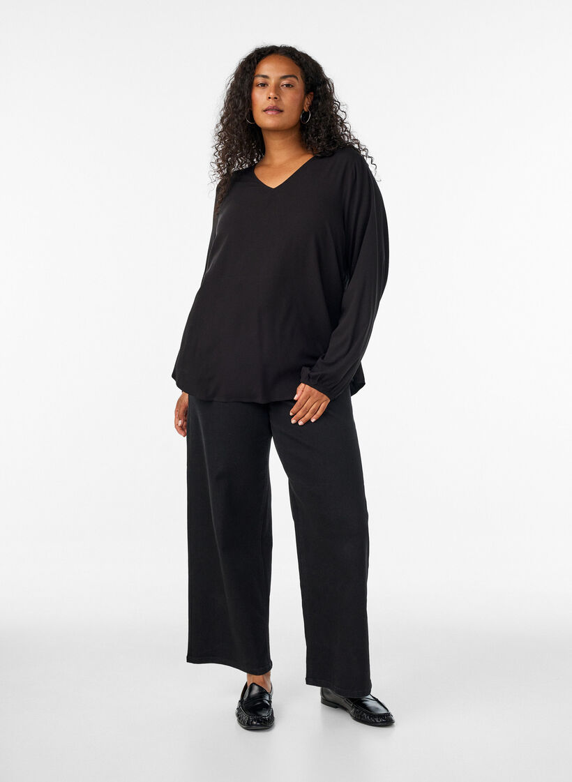 Viscose blouse met V-hals en lange mouwen, Zwart, Model image number 1