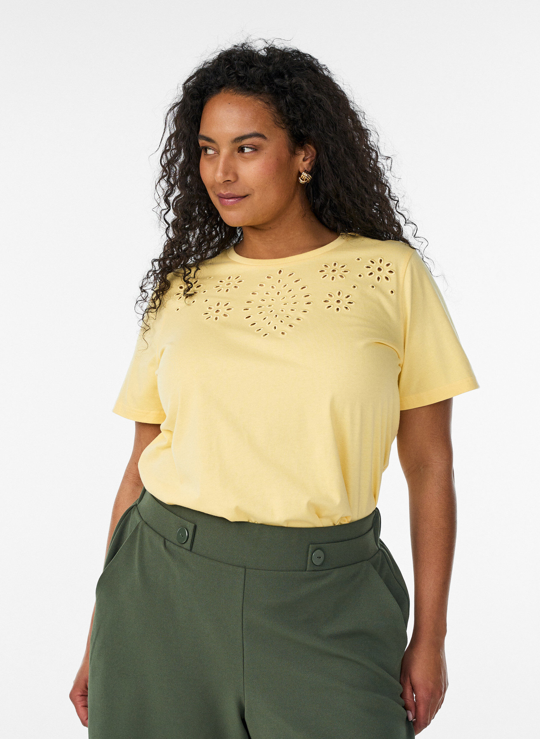 ZizziT-shirt en coton biologique avec broderie ajour&eacute;e, Jaune clair, Model image number 0