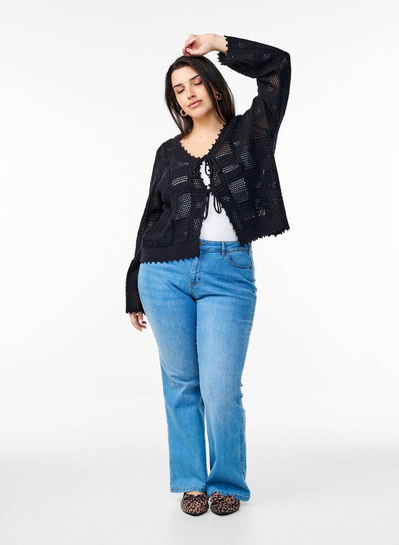 Cardigan en maille avec liens et motifs ajourés, Noir, Model image number 1