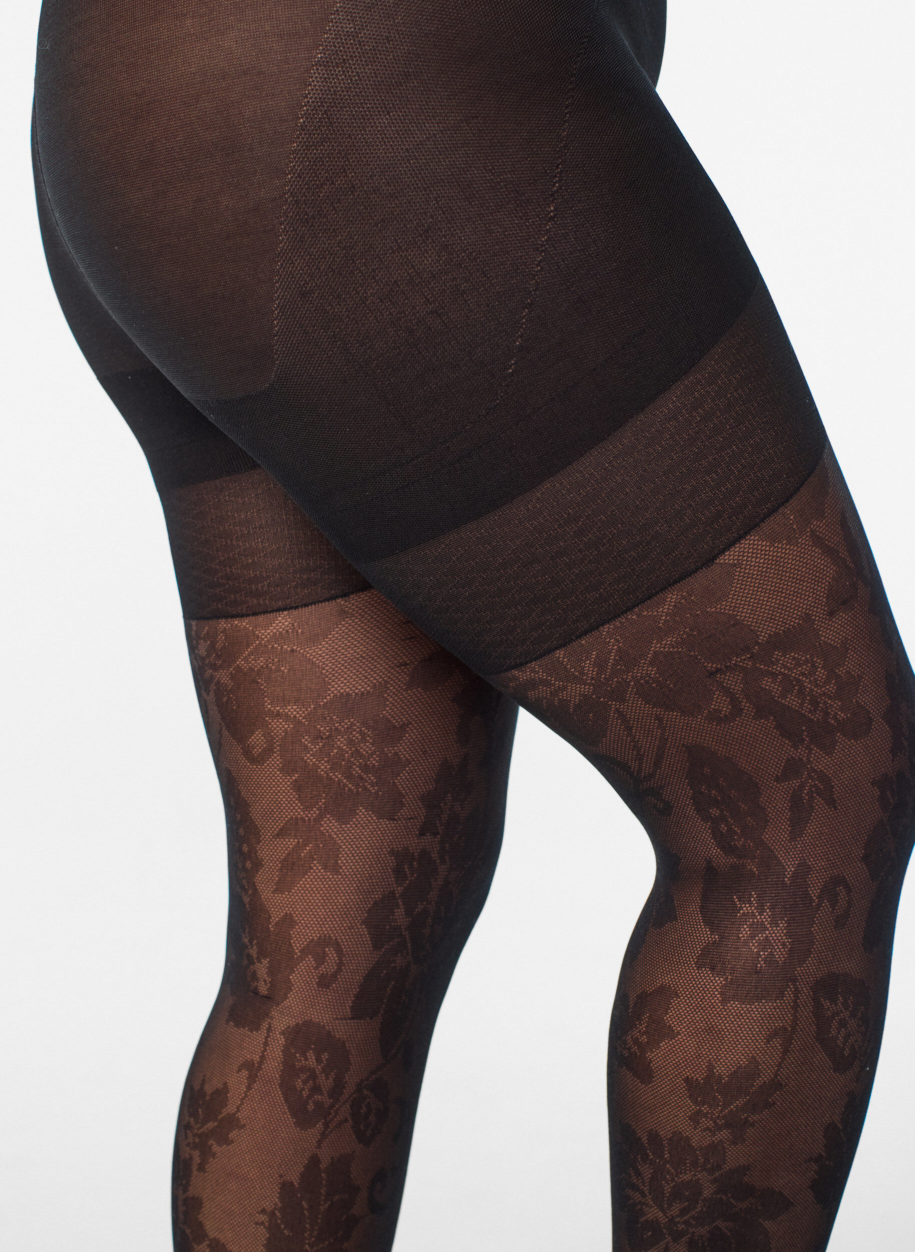 Zizzi Collants &agrave; motif floral avec effet push-up - 50 deniers, Noir, Packshot image number 2