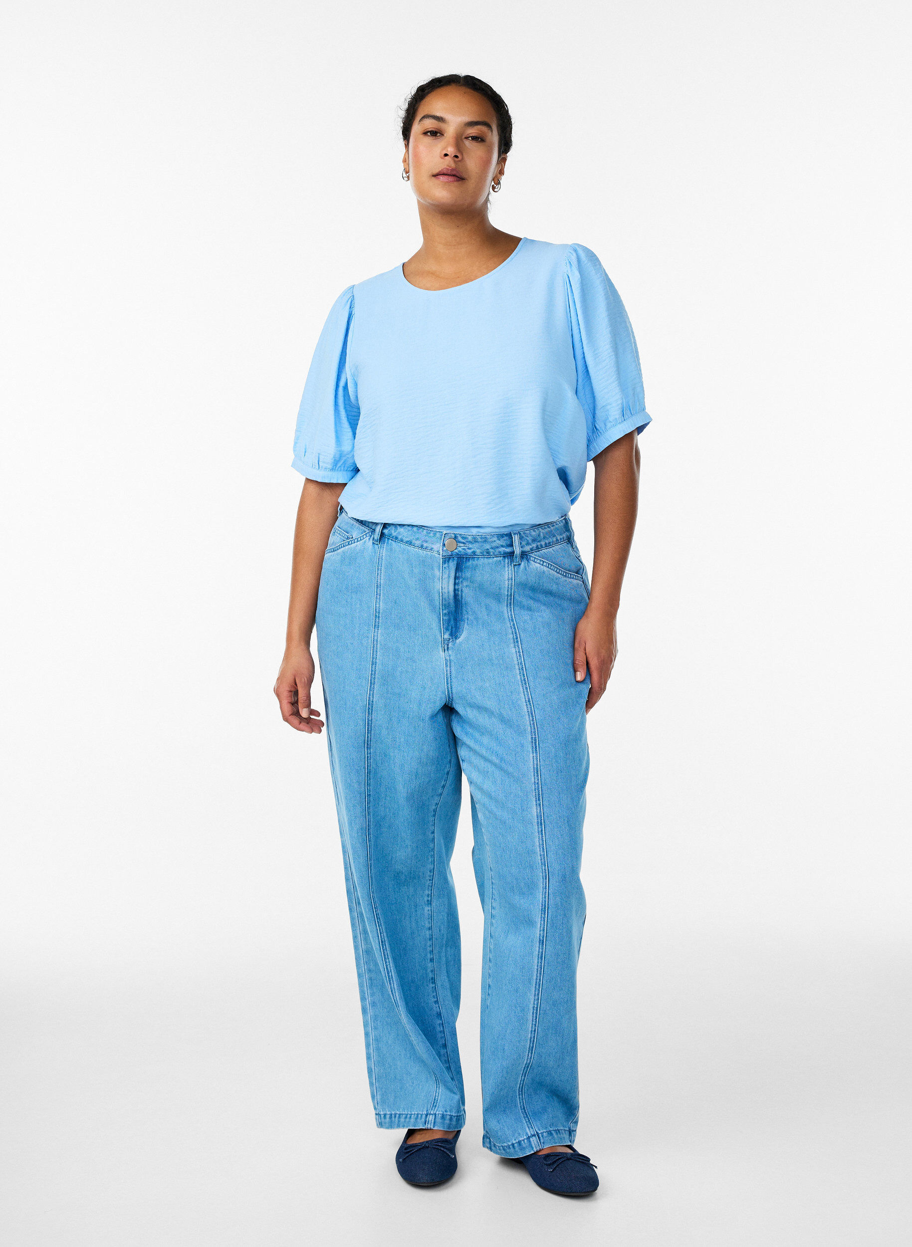 Zizzi Chemisier en viscose &agrave; manches mi-longues, Bleu Clair, Model image number 1