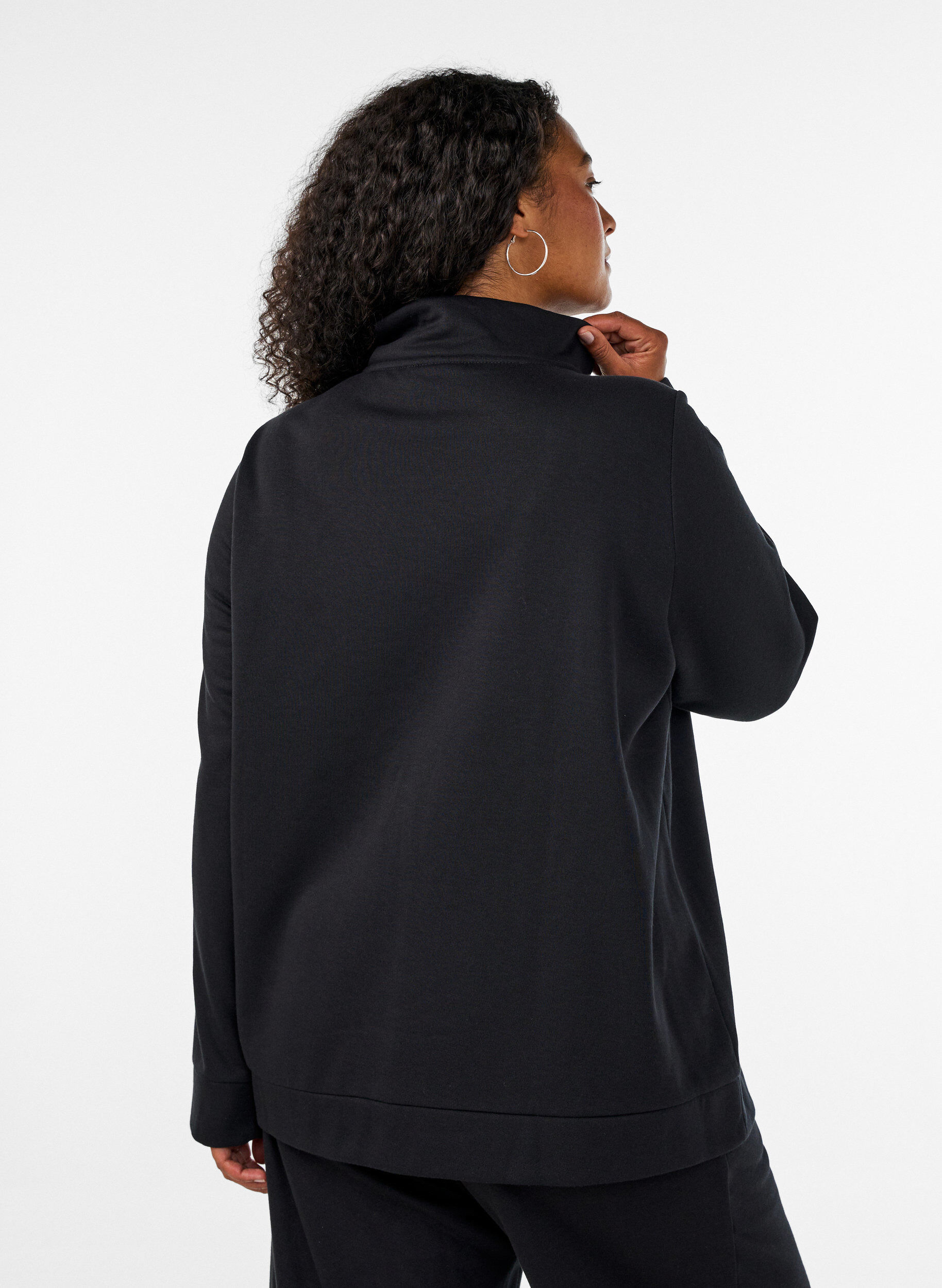 ZizziSweat-shirt avec col montant et fermeture zipp&eacute;e, Noir, Model image number 2