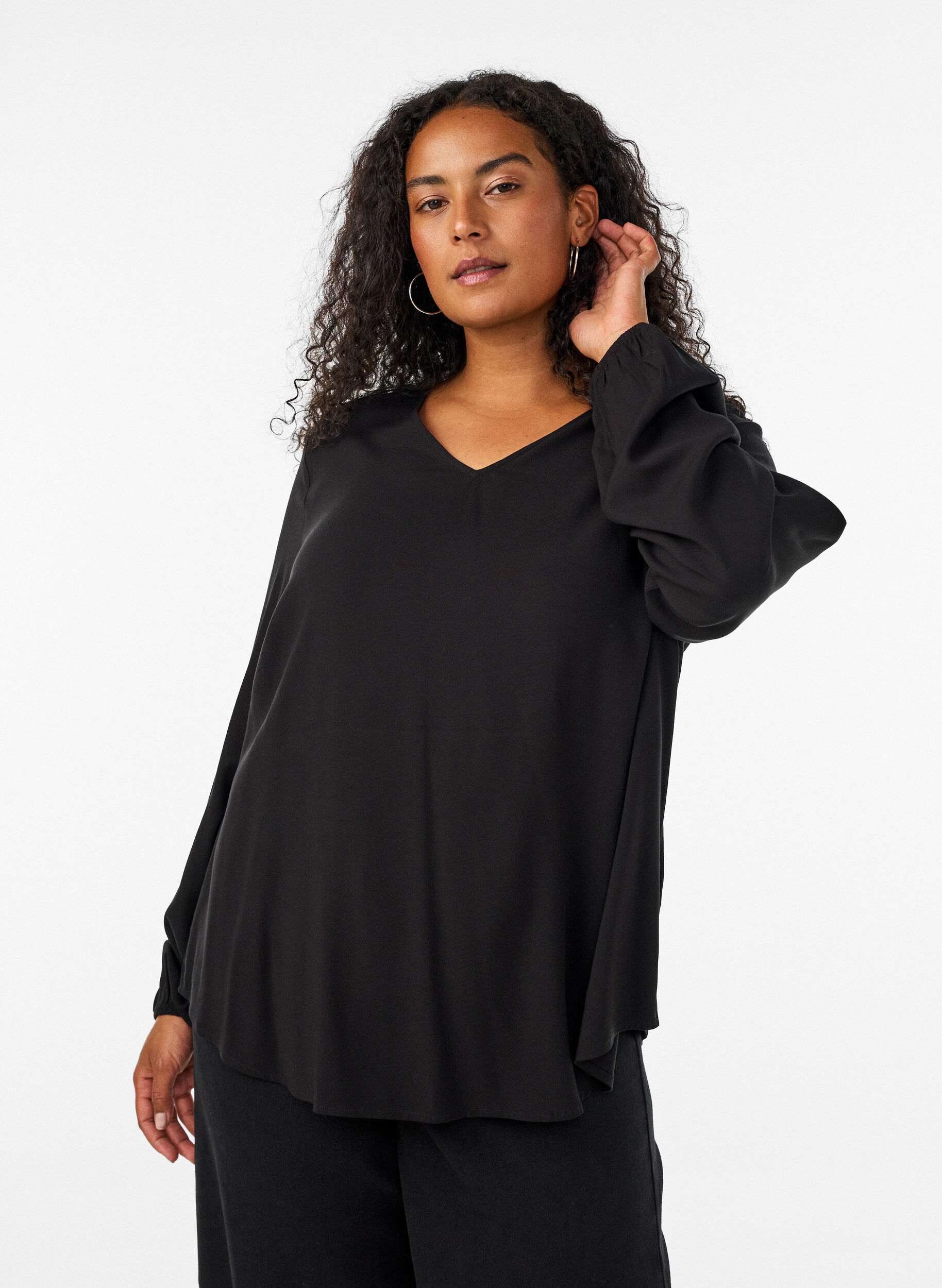 ZizziViscose blouse met V-hals en lange mouwen, Zwart, Model image number 0