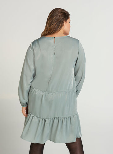 Robe, Slate Gray, Model image number 0