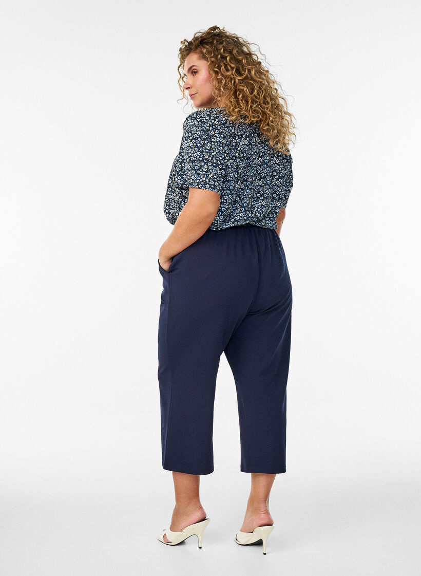 7/8 broek met losse pasvorm, Blauw, Model image number 1