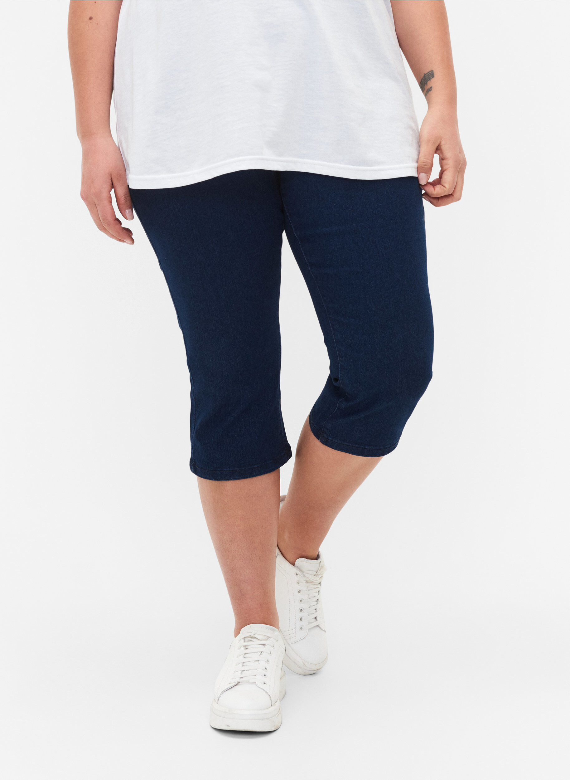 ZizziFLASH - denim capri broek met hoge taille en slanke pasvorm, Blauw, Model image number 2