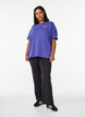 T-shirt en coton bio avec un petit motif sur le devant, Bleu, Model image number 1